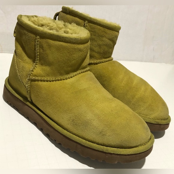 UGG Shoes - Ugg Classic Mini ll Boots